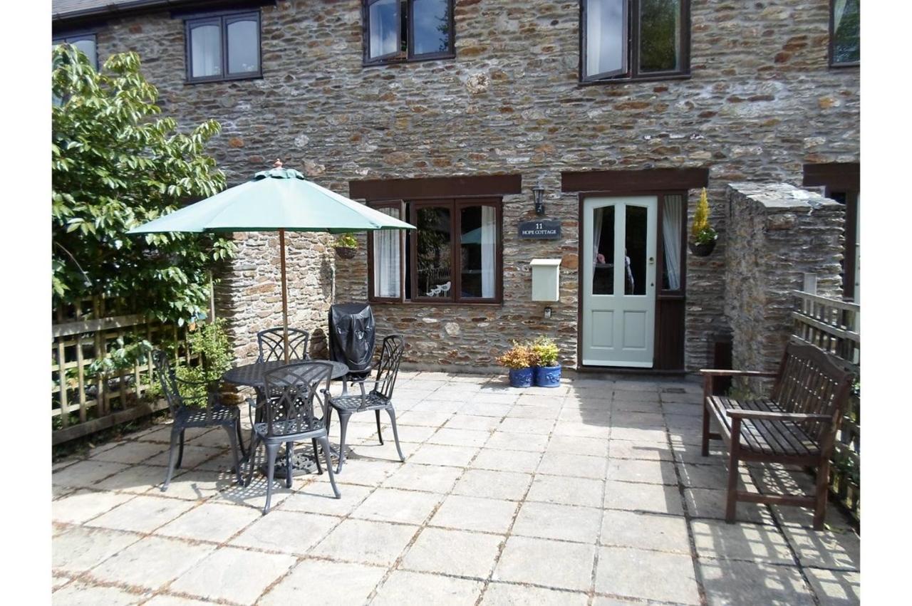 Hope Cottage Modbury Bagian luar foto